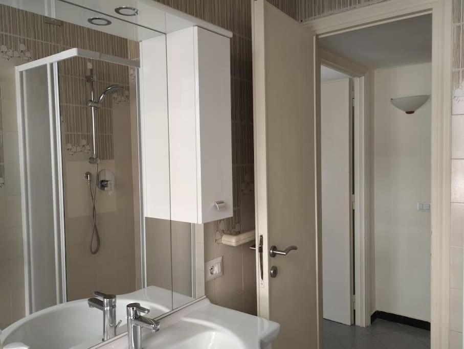 Aurelia - Apartment Begonia Рим Екстериор снимка